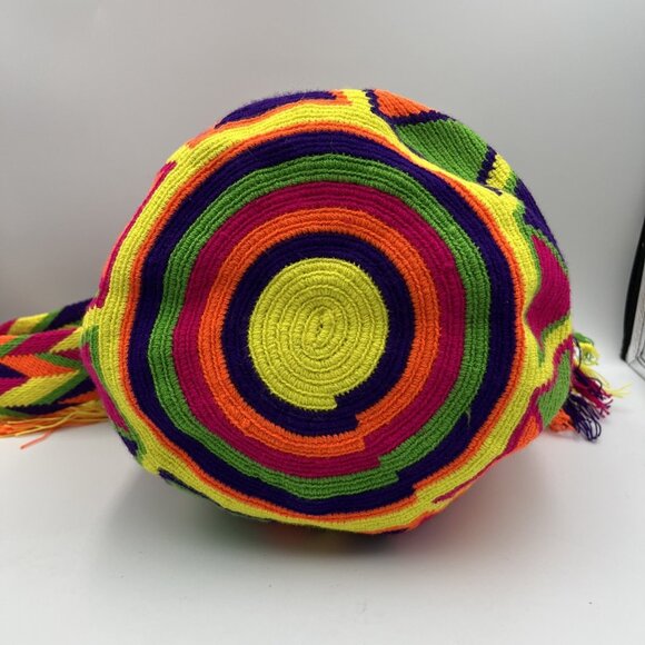Wayuu Mochila Woven Bucket Bag Crossbody Lime Pink Yellow Tribal Drawstring EUC - Picture 6 of 8